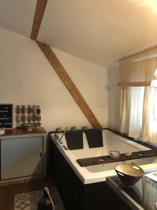 Mimizan-Plage Cosy Cabane Boise Solaire, Balneo Bath Et Toilette Seche A La Ferme מראה חיצוני תמונה