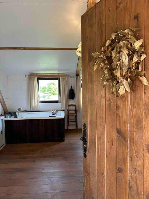 Mimizan-Plage Cosy Cabane Boise Solaire, Balneo Bath Et Toilette Seche A La Ferme מראה חיצוני תמונה